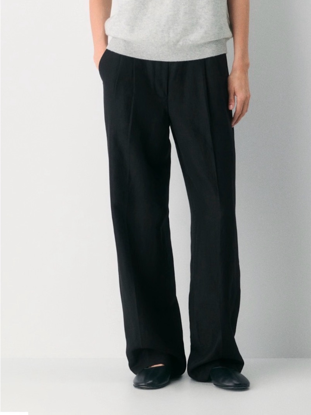 Aritzia Effortless Pant